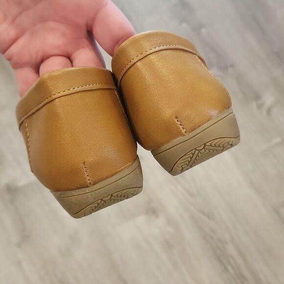 Jabasic brown loafers NWOT - Picture 3 of 4